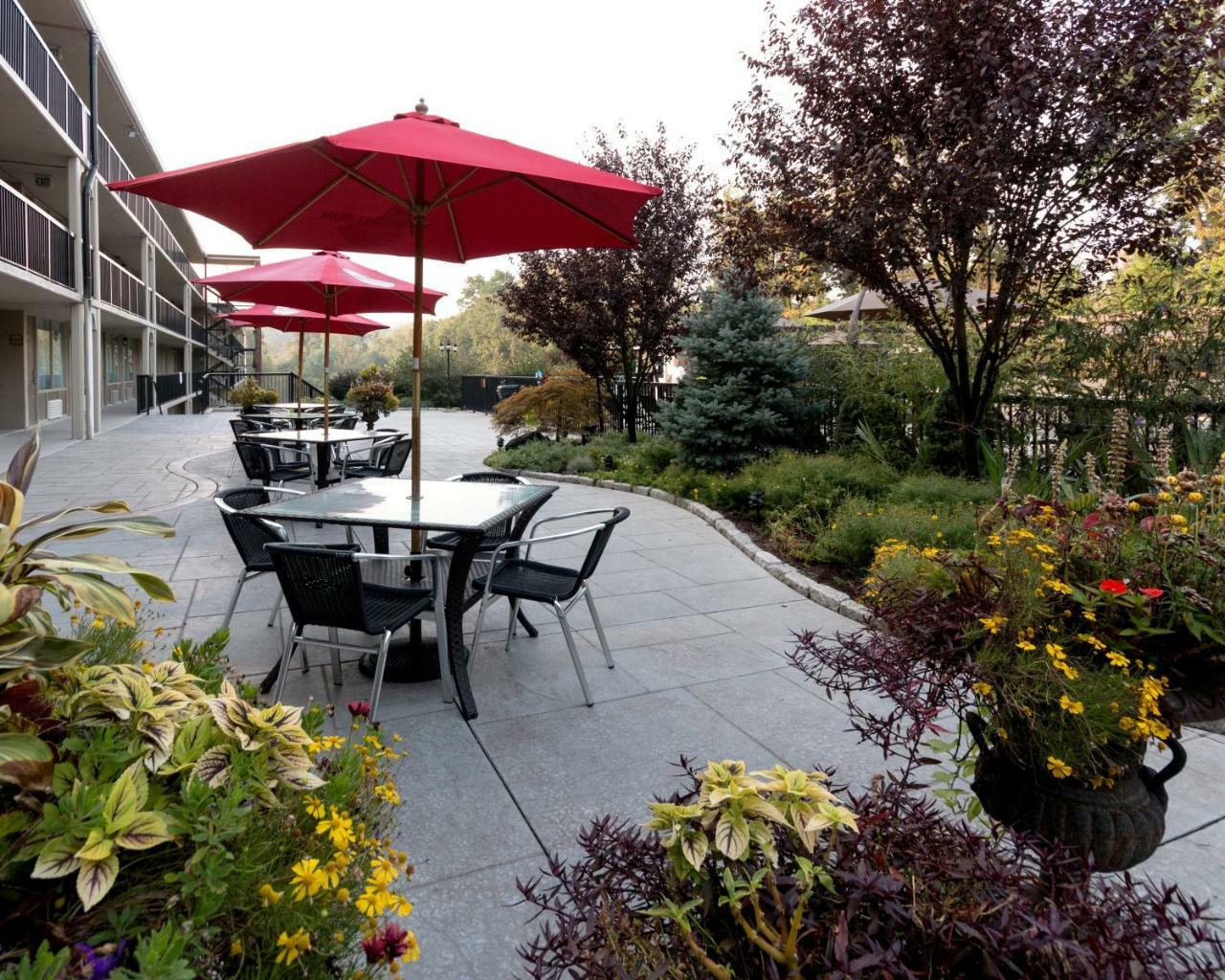 New Hope Inn & Suites Exteriér fotografie